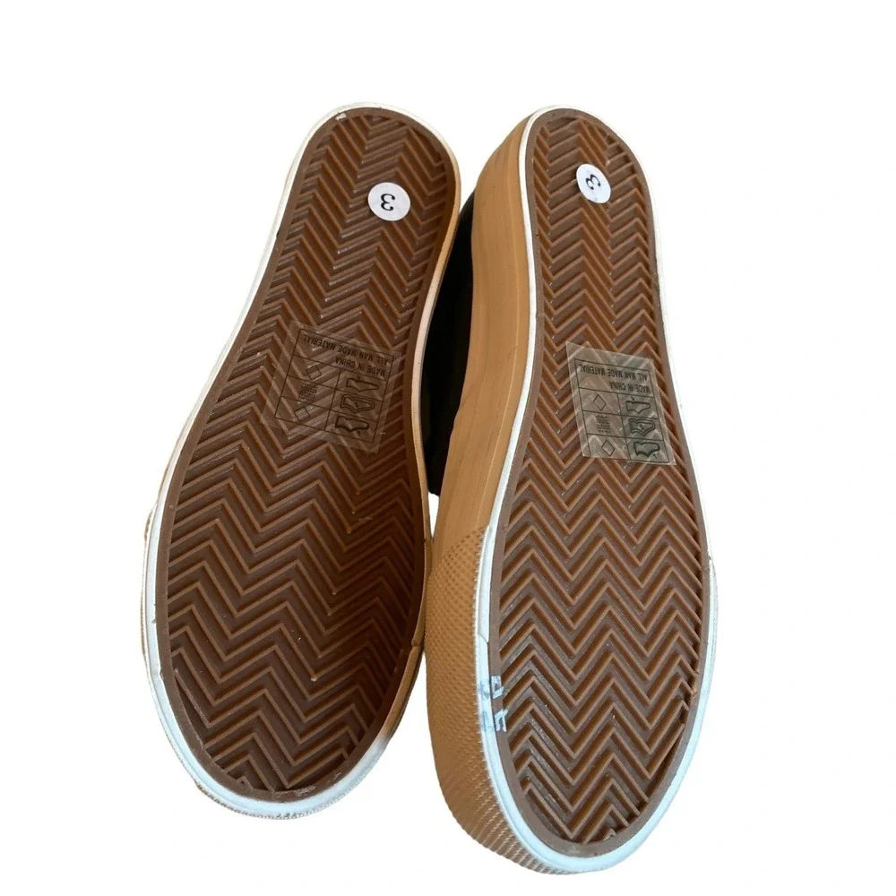 NWOB Mudd Big Kid Size 3‎ Black Beyley Slip One Casual Loafer